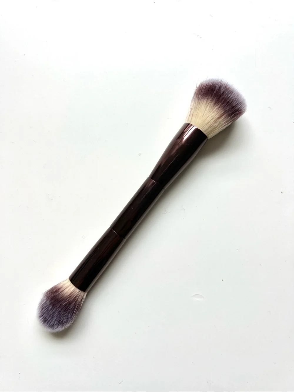 NWOT Hourglass Ambient Lightning Edit Dual Ended Brush Designer Luxe